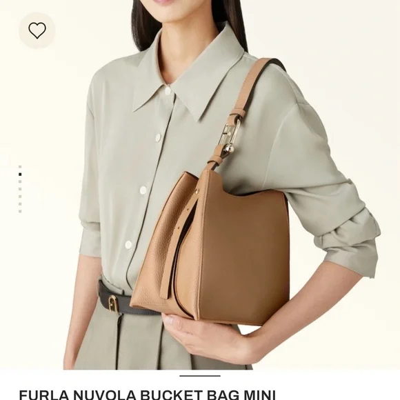 Furla Nuvola mini bucket bag - Picture 5 of 5